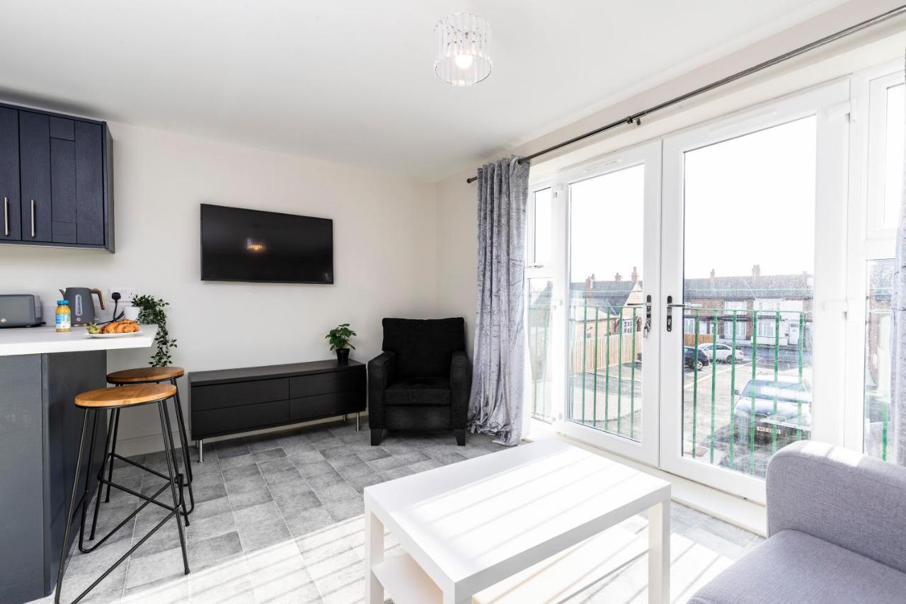 Avery House 1 - One Bedroom With Outdoor Terrace Darlington  Extérieur photo